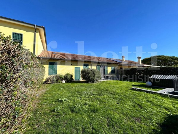 casa indipendente in vendita a Roma in zona Castel di Leva