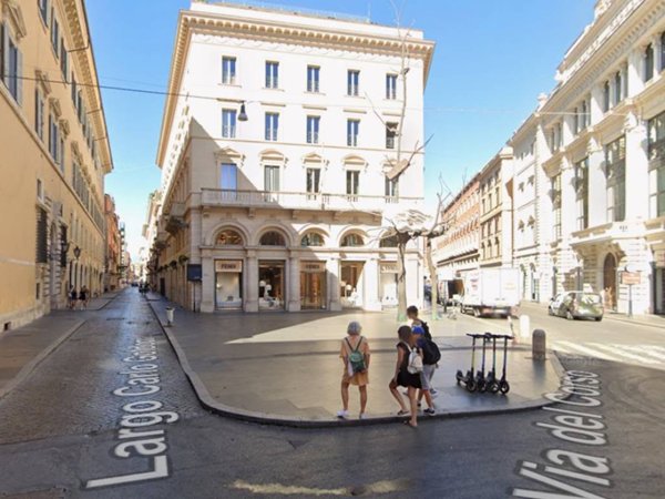 negozio in vendita a Roma in zona Centro Storico