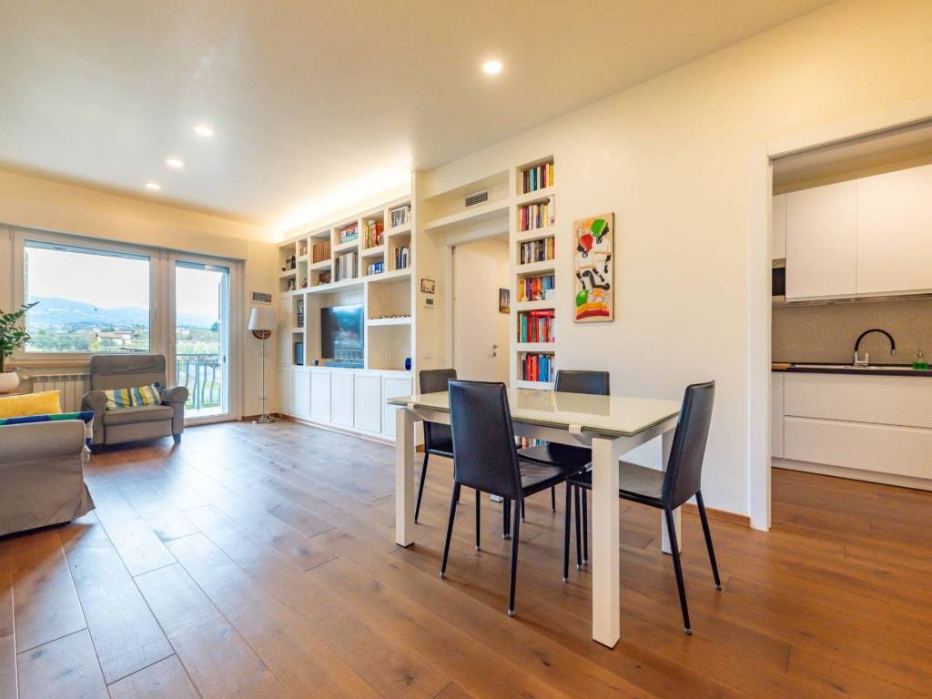 appartamento in vendita a Roma in zona Finocchio