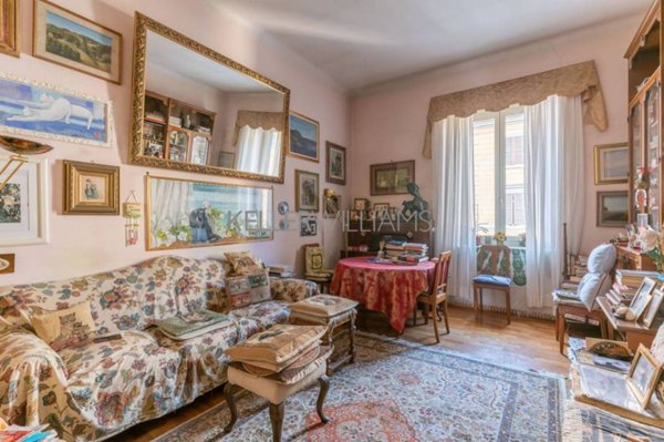 appartamento in vendita a Roma in zona Esquilino