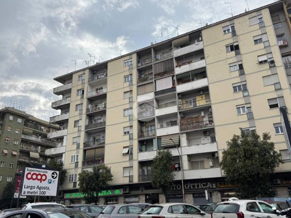 appartamento in vendita a Roma in zona Prenestino-Centocelle