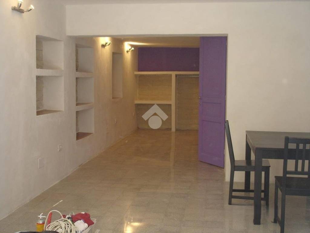 casa indipendente in vendita a Roma in zona Tuscolano