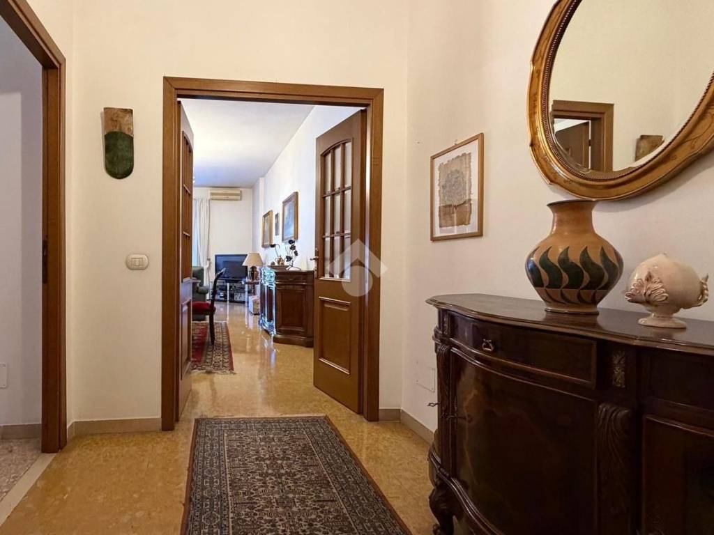 appartamento in vendita a Roma in zona Portuense