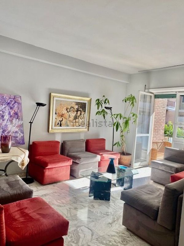 appartamento in vendita a Roma in zona Tor di Quinto