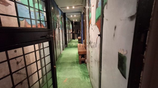 locale commerciale in vendita a Roma in zona Campo Marzio