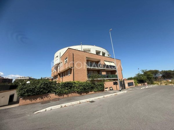 appartamento in vendita a Roma in zona Ponte Mammolo