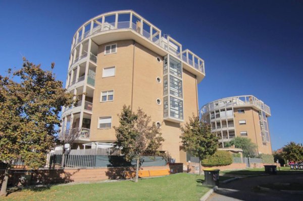 appartamento in vendita a Roma in zona Ostia