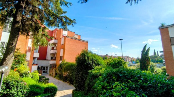 appartamento in vendita a Roma in zona Gianicolense
