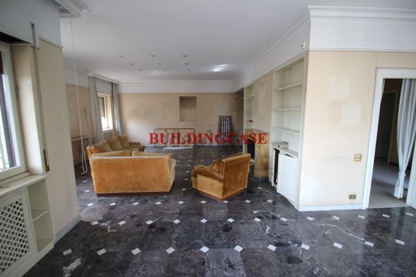 appartamento in vendita a Roma in zona Tomba di Nerone