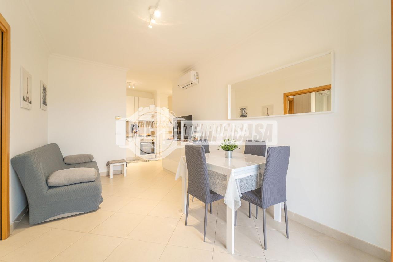 appartamento in vendita a Roma in zona Ostiense