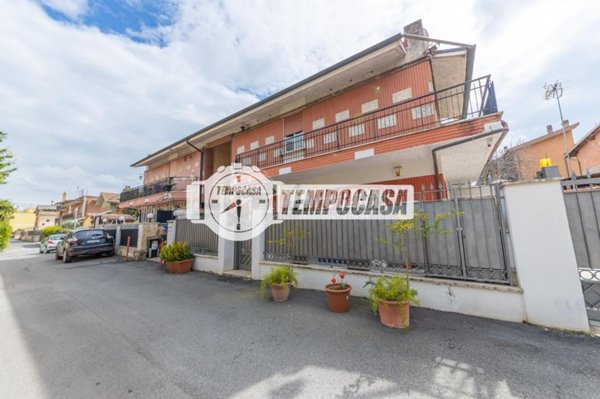 appartamento in vendita a Roma in zona Casal Morena