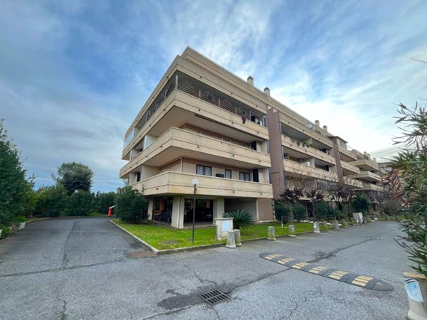 appartamento in vendita a Roma in zona Ponte Mammolo