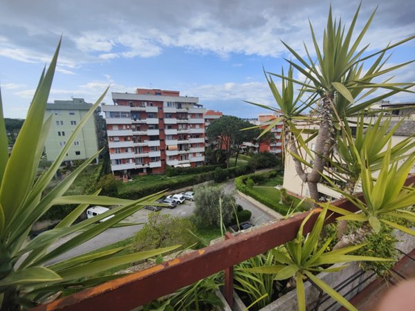 appartamento in vendita a Roma in zona Torrino