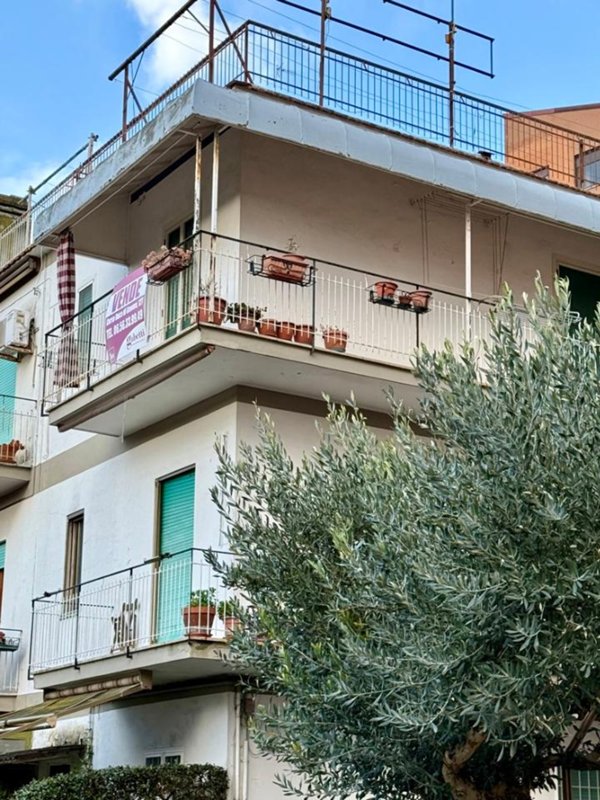 appartamento in vendita a Roma in zona Vitinia