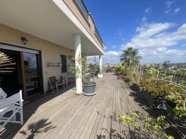 appartamento in vendita a Roma in zona Massimina/Casal Lumbroso