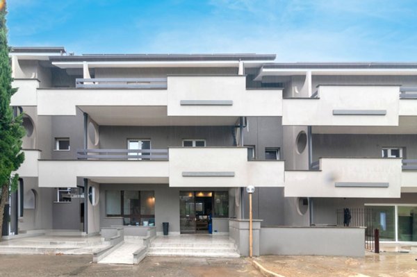 appartamento in vendita a Roma in zona Massimina/Casal Lumbroso