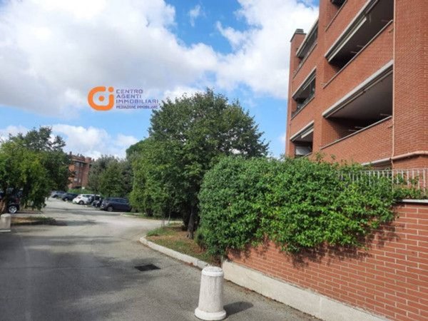appartamento in vendita a Roma in zona Torre Angela