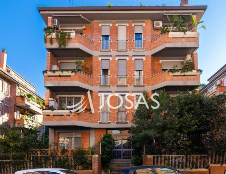 appartamento in vendita a Roma in zona Aurelio