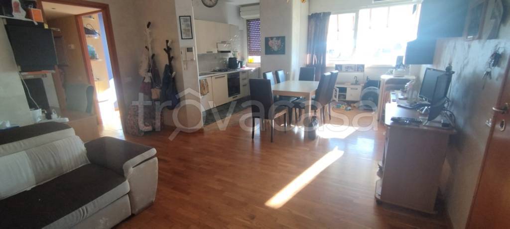 appartamento in vendita a Roma in zona Acilia