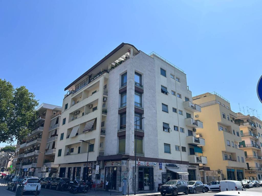 appartamento in vendita a Roma in zona Monte Sacro/Talenti