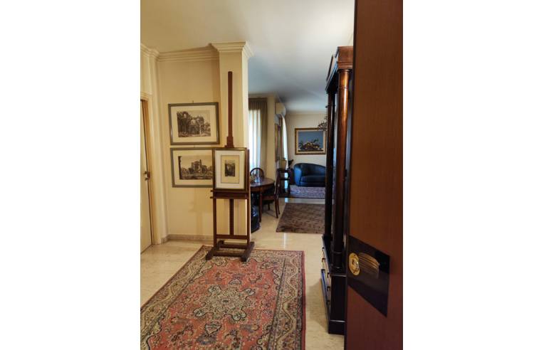 appartamento in vendita a Roma in zona Trastevere