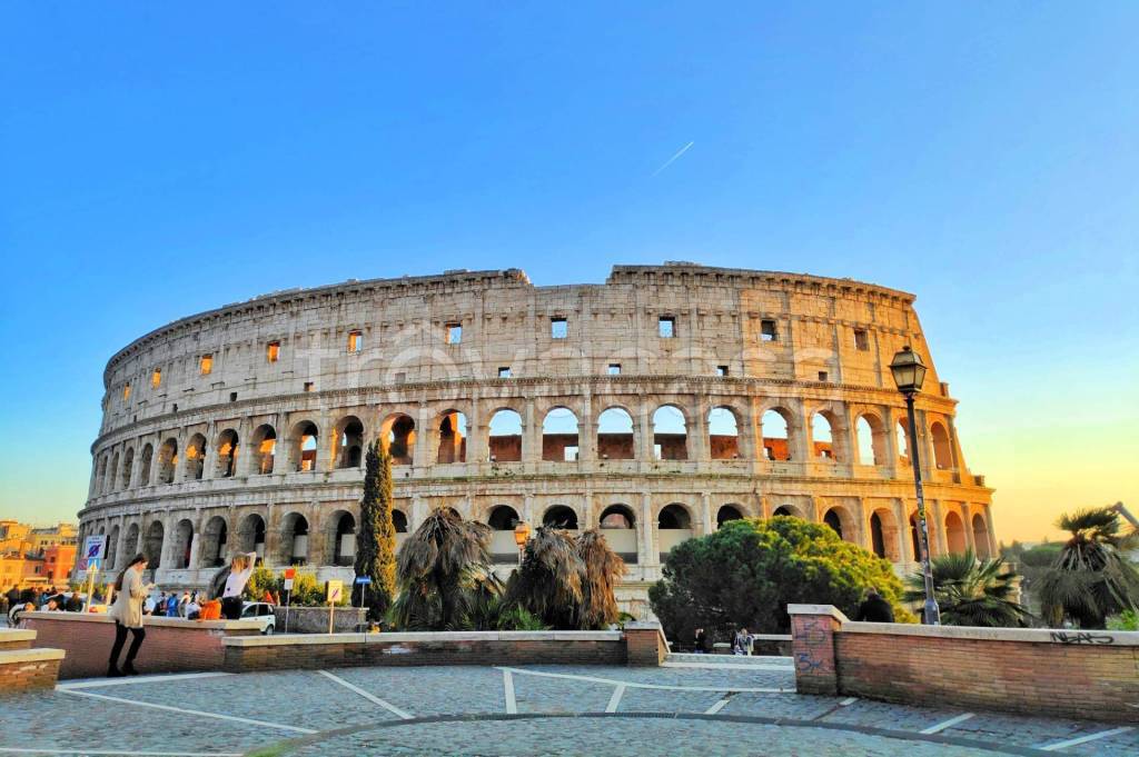 negozio in vendita a Roma in zona Celio