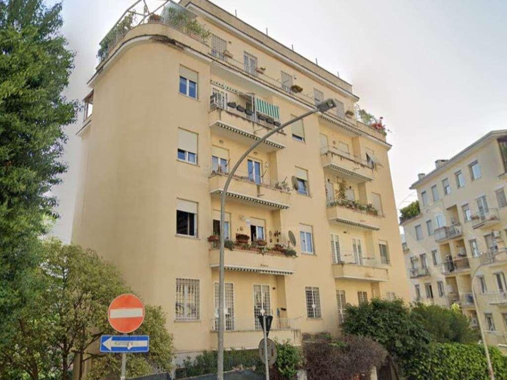 appartamento in vendita a Roma in zona Parioli