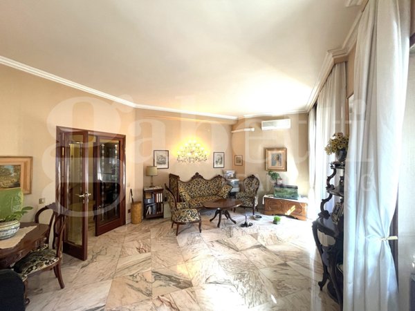 appartamento in vendita a Roma in zona Ardeatino