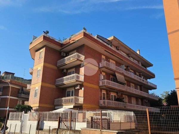 appartamento in vendita a Roma in zona Portuense