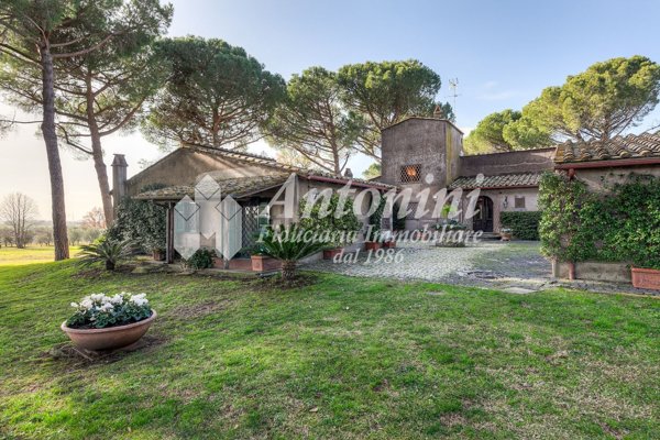 casa indipendente in vendita a Roma in zona Parioli