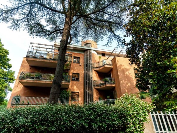 appartamento in vendita a Roma in zona Della Vittoria