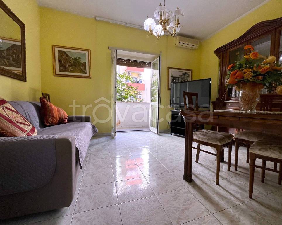 appartamento in vendita a Roma in zona Don Bosco