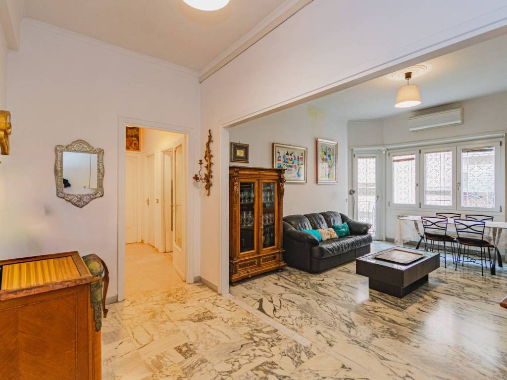 appartamento in vendita a Roma in zona Gianicolense