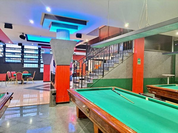 negozio in vendita a Roma in zona Acilia