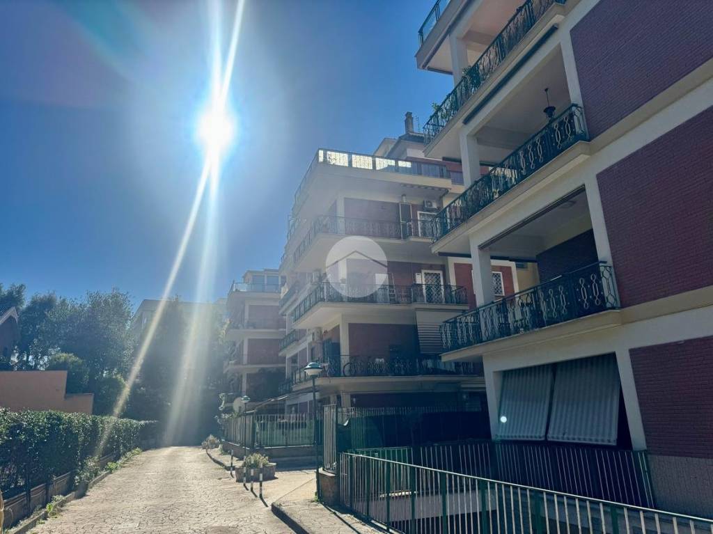 appartamento in vendita a Roma in zona Portuense