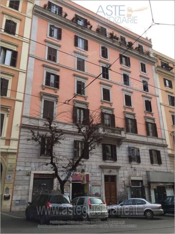 appartamento in vendita a Roma in zona Esquilino