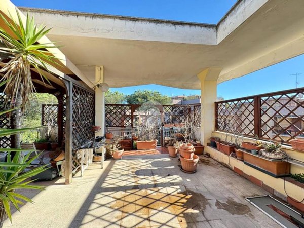 appartamento in vendita a Roma in zona Corviale