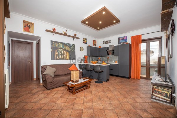 appartamento in vendita a Roma in zona Tor Bella Monaca