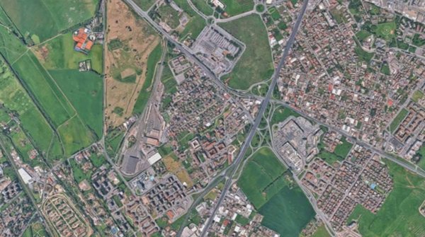 negozio in vendita a Roma in zona Osteria del Curato