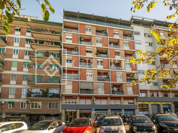 appartamento in vendita a Roma in zona Ardeatino
