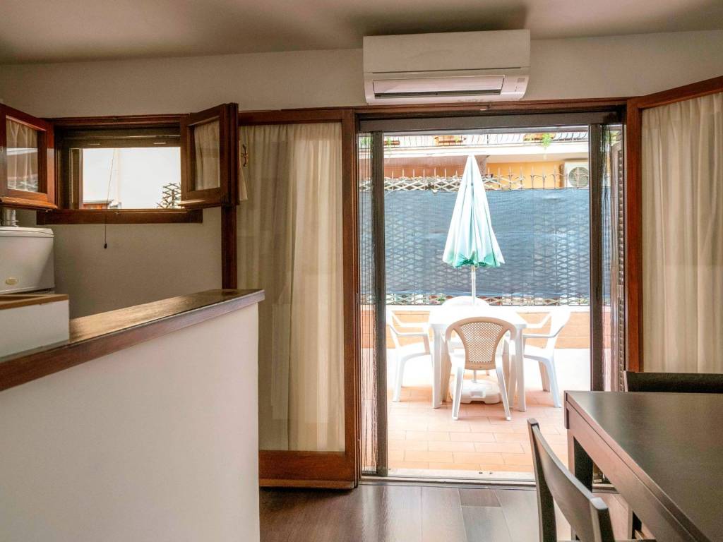 appartamento in vendita a Roma in zona Rione Monti/Campitelli