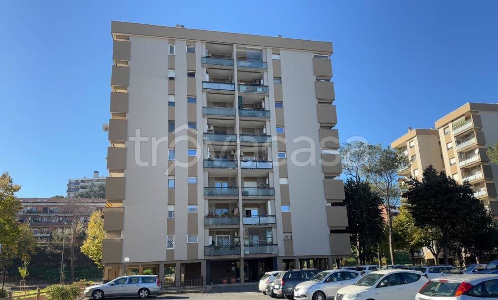 appartamento in vendita a Roma in zona Torrino