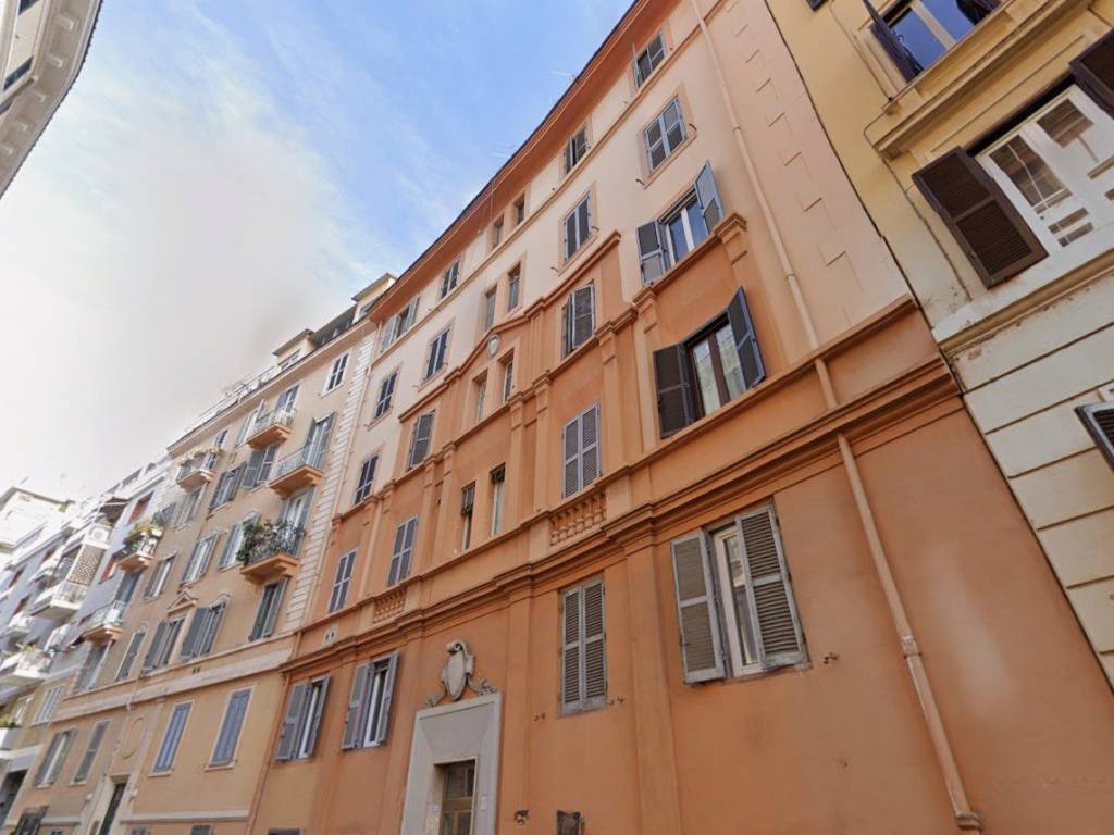 appartamento in vendita a Roma in zona Appio Latino