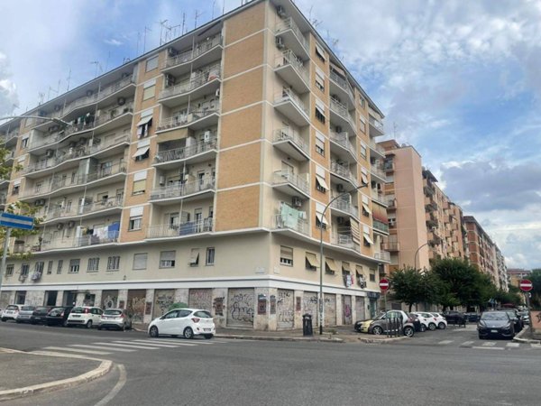 appartamento in vendita a Roma in zona Prenestino-Centocelle