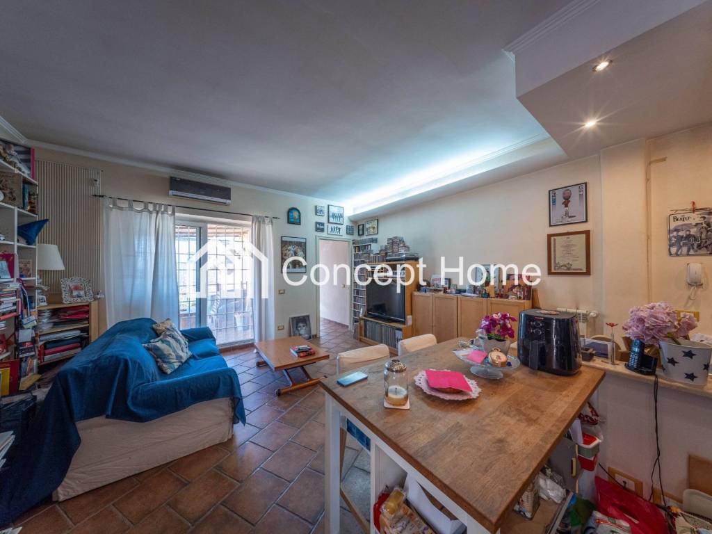 appartamento in vendita a Roma