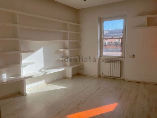 appartamento in vendita a Roma in zona Prenestino-Labicano