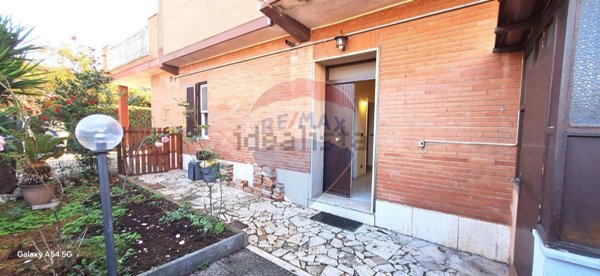 appartamento in vendita a Roma in zona Acilia