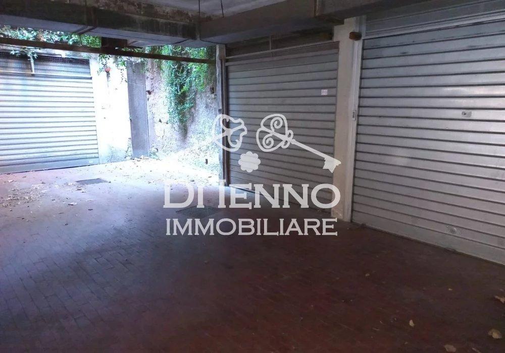 negozio in vendita a Roma in zona Tor di Quinto