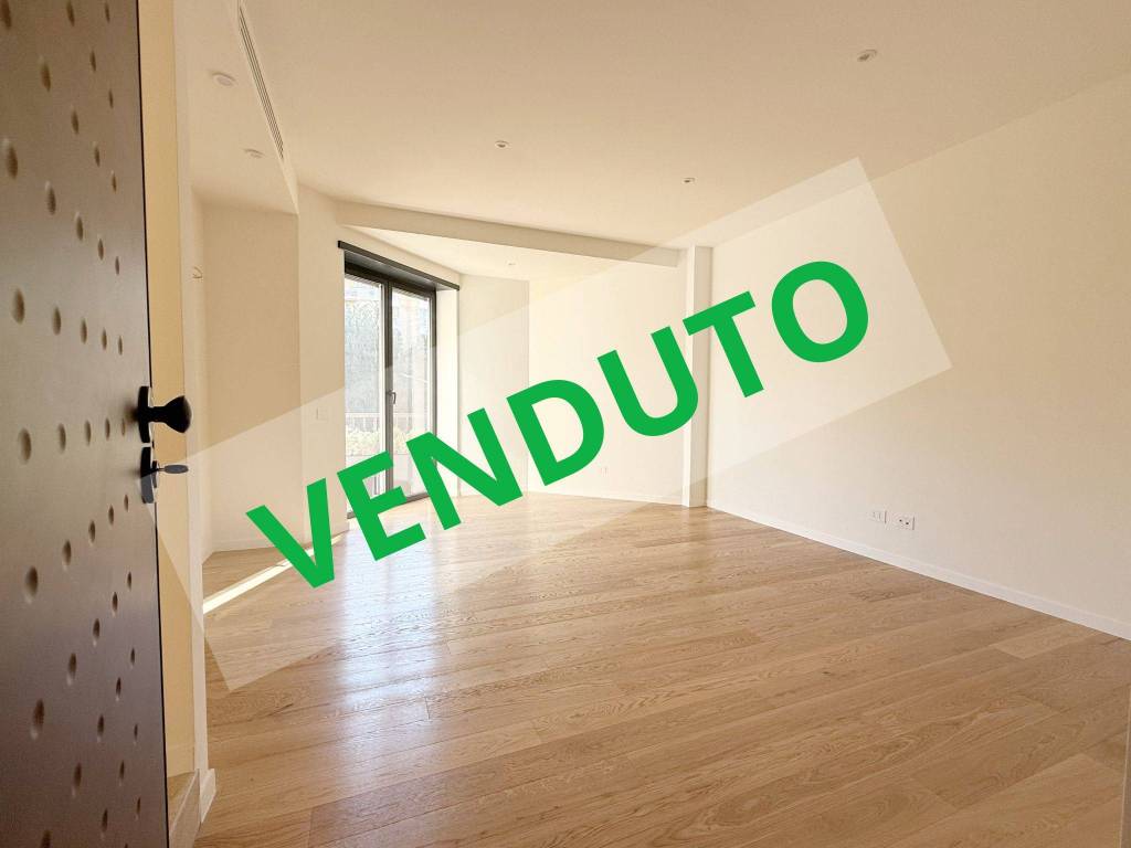 appartamento in vendita a Roma in zona EUR