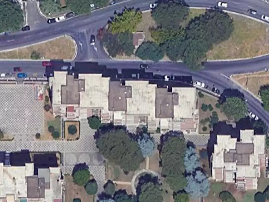 negozio in vendita a Roma in zona Ardeatino